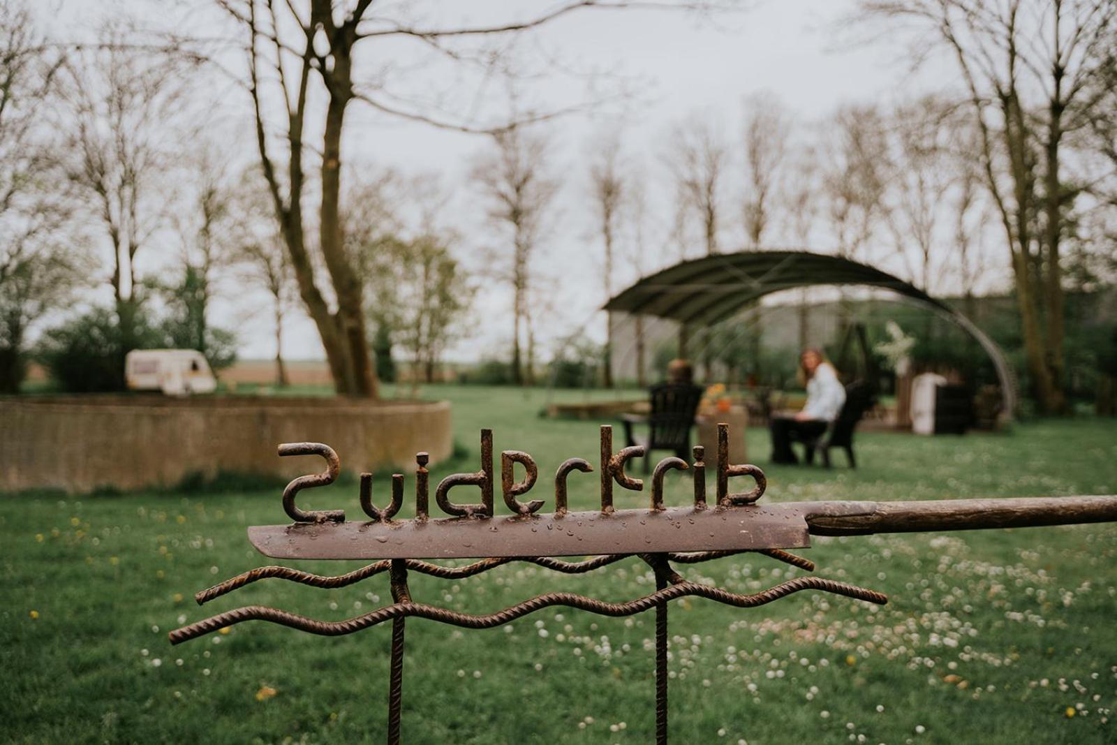Bed and Breakfast Bed En Brood In De Kapschuur - Boerderij De Zuiderkrib Kraggenburg Zewnętrze zdjęcie